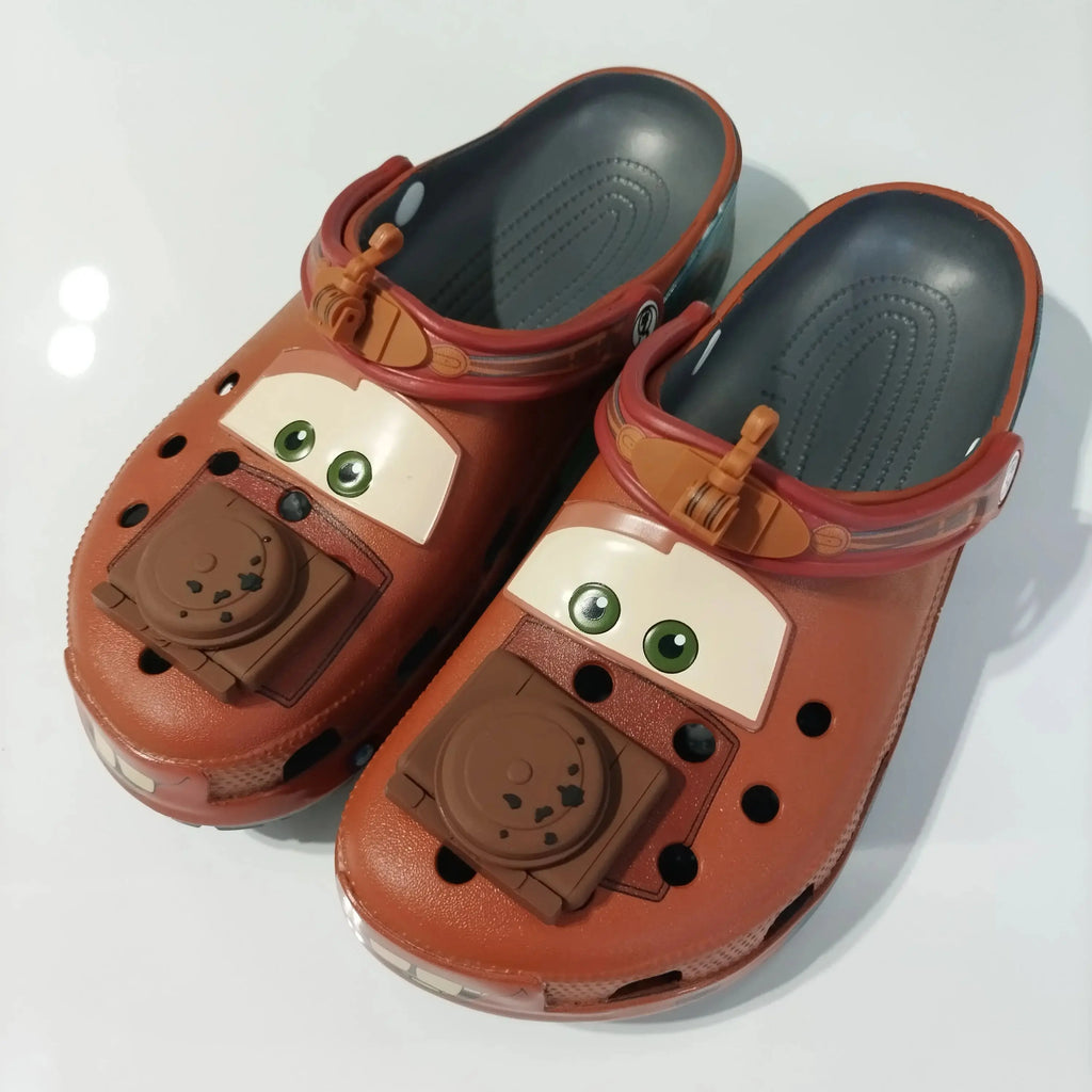 New McQueen Pix Cartoon Solid Color Waterproof Anti Slip Hole Outdoor Sandals Casual Sandals Adult Anime Accessories