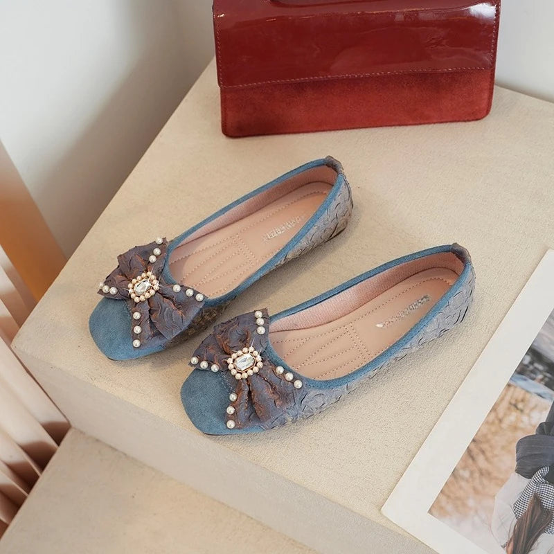 Diamond-encrusted bow versatile flat shoes 2026 new square toe soft sole slip-on single shoes