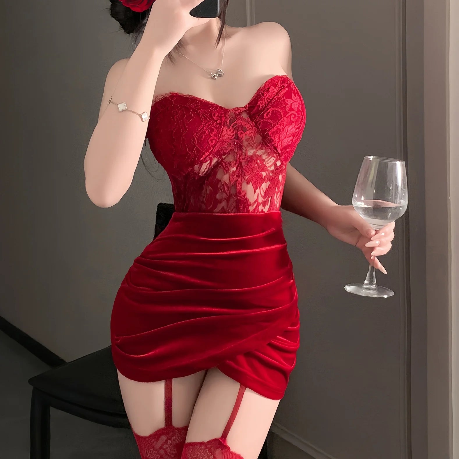 Fashionable French Gold Velvet Sleeping Skirt with Sexy Splicing Lace Waist and Strapless Skirt Sexy Underwear Festival Dress