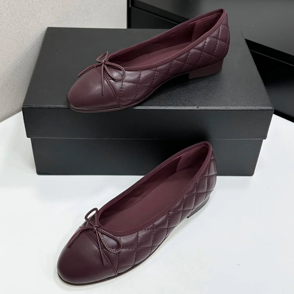 2026 Women's Two-Tone Cap-Toe Ballet Flats, Round Toe Leather Slip-On Shoes, Retro Elegant Chic Office & Date Flats YYT26041914