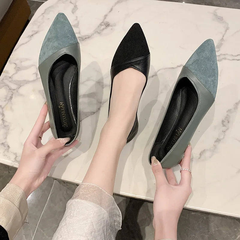 Flat black leather shoes for women Versatile low-heel slip-on work shoes for autumn