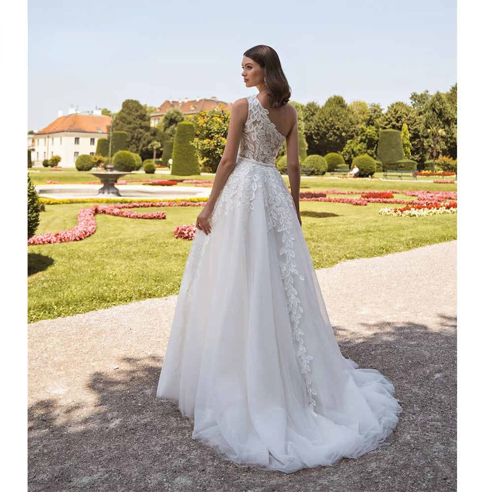 Newest Simple Wedding Dress For Women 2026  Gorgeous One Shoulder Appliques Bridal Gown With Belt Vintage Style Robe De Marié