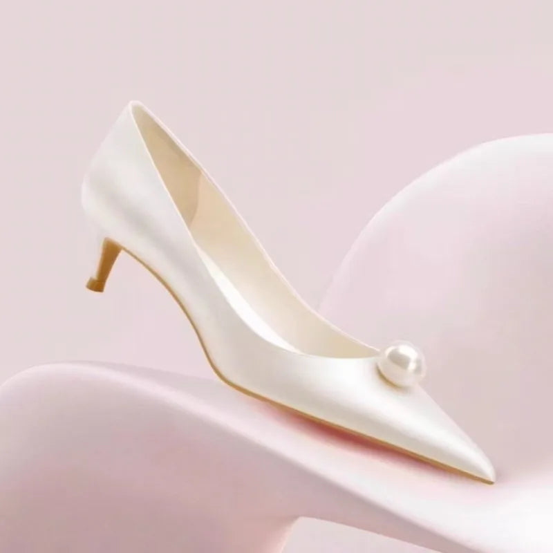 2026 New Luxury Designer White Satin Wedding Bridal Shoes Pearl High Heels Daily Fashion High Heels