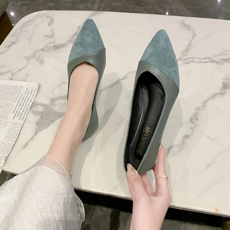 Flat black leather shoes for women Versatile low-heel slip-on work shoes for autumn