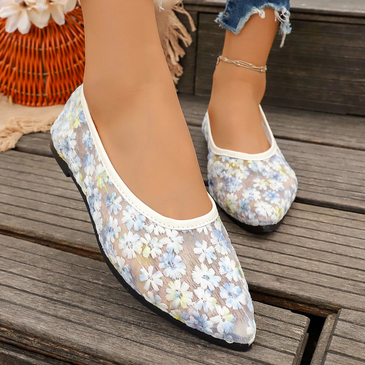 Summer Elegant Flower Low Heel Casual Shoes Fashionable Hot Selling New Comfortable and Lightweight Large Size Women's Shoes