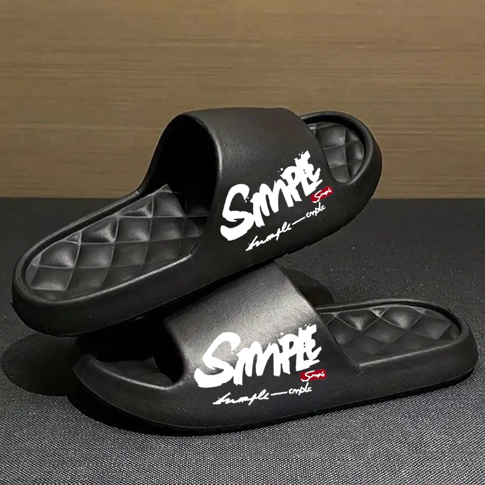 Four-Season Men's Fashion Slippers, Waterproof, Non-Slip, Casual, Soft, Breathable Bathroom Slippers, Suitable for Bathroom, Swimming, Indoor Use